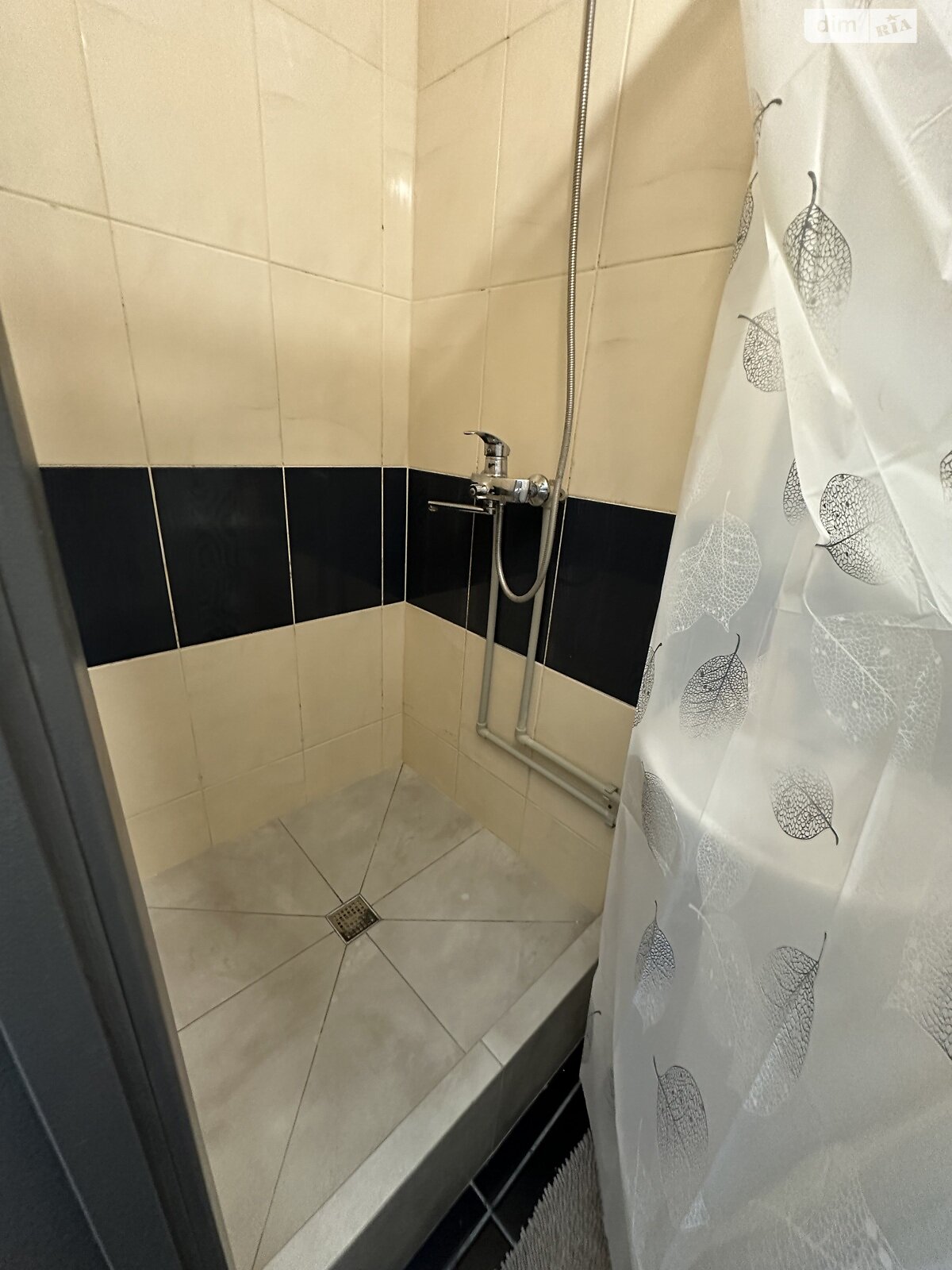 однокомнатная квартира в Харькове, район Салтовский, на ул. Зубенко Владислава 31 в аренду на короткий срок посуточно фото 1 однокомнатная квартира в Харькове, район Салтовский, на ул. Зубенко Владислава 31 в аренду на короткий срок посуточно фото 1