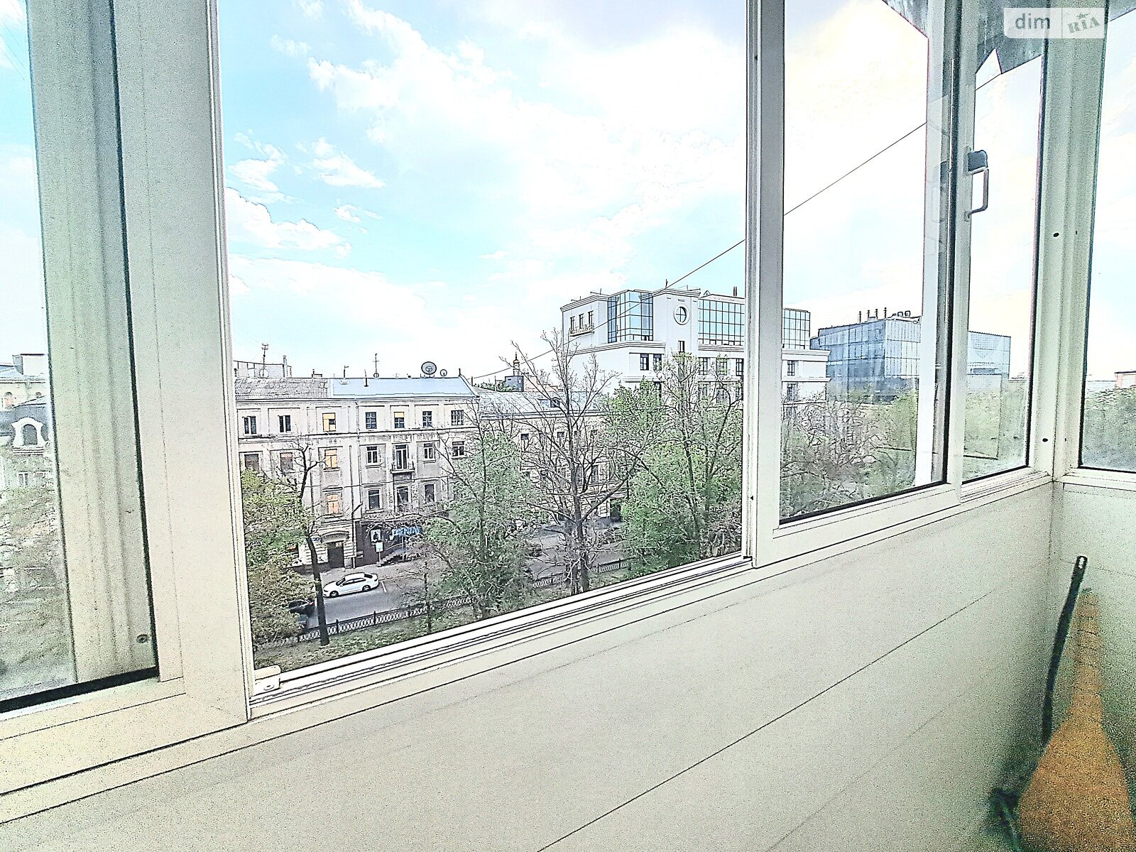 однокімнатна квартира в Харкові, район Центр, на вул. Гоголя 2А в оренду на короткий термін подобово фото 1 однокімнатна квартира в Харкові, район Центр, на вул. Гоголя 2А в оренду на короткий термін подобово фото 1