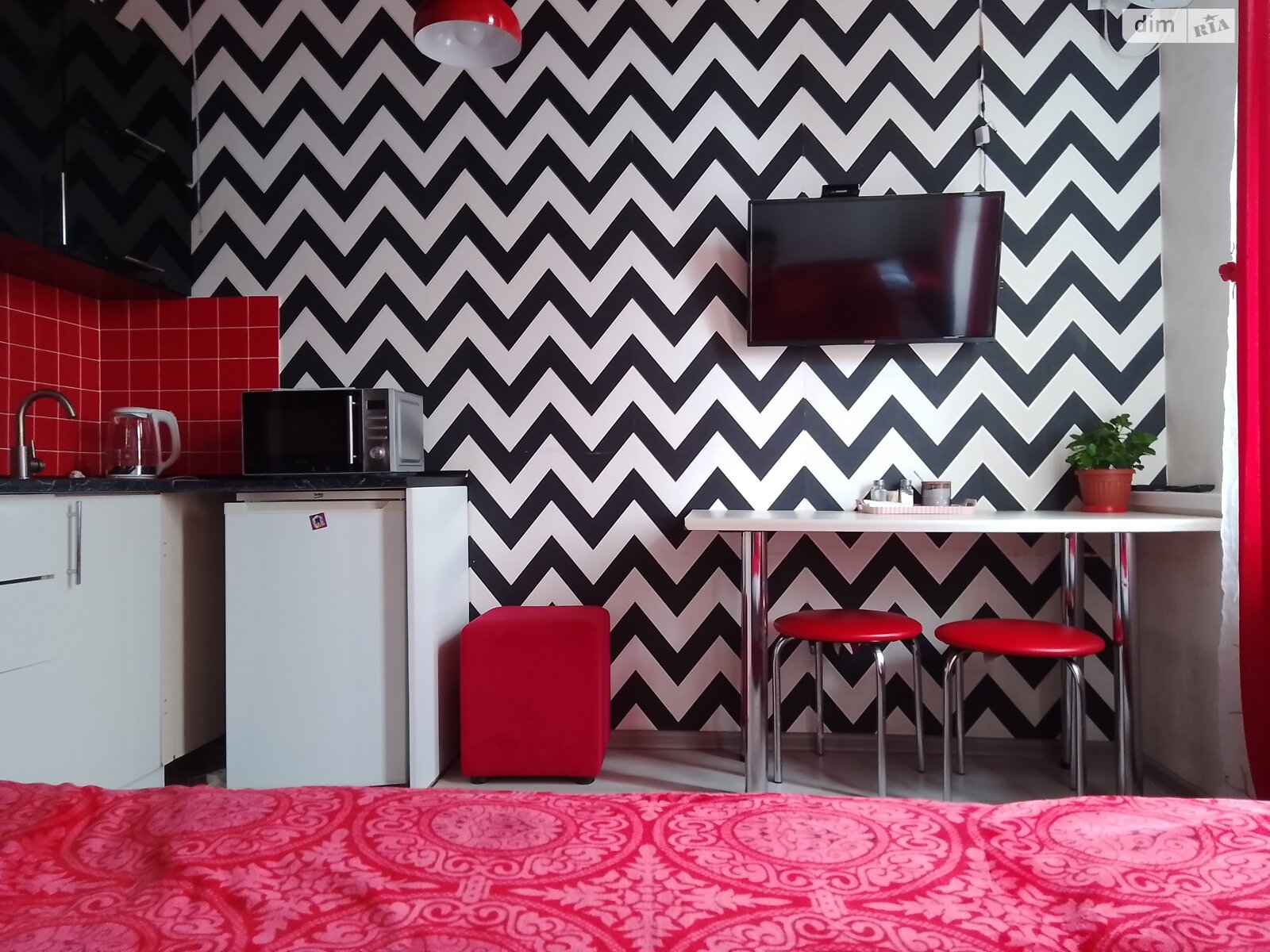 однокомнатная квартира в Харькове, район Центр, на ул. Николаевская 25 в аренду на короткий срок посуточно фото 1