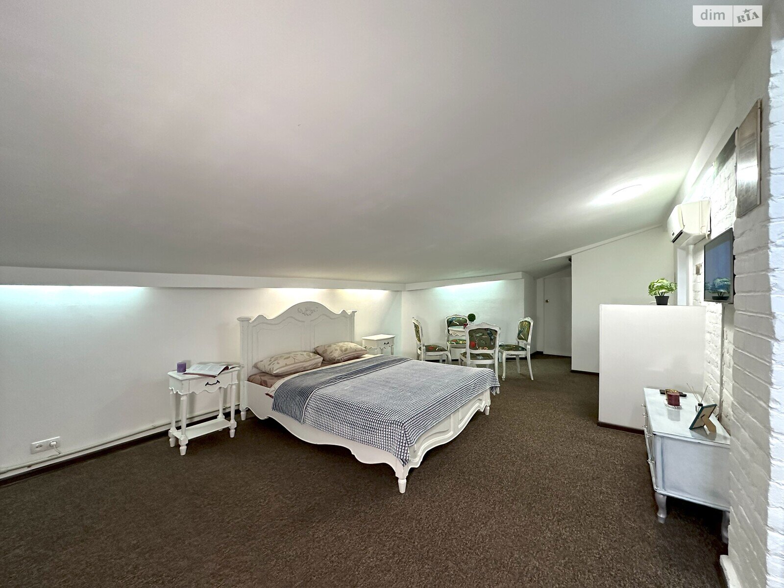 однокімнатна квартира в Харкові, район Центр, на вул. Сумська 19 в оренду на короткий термін подобово фото 1