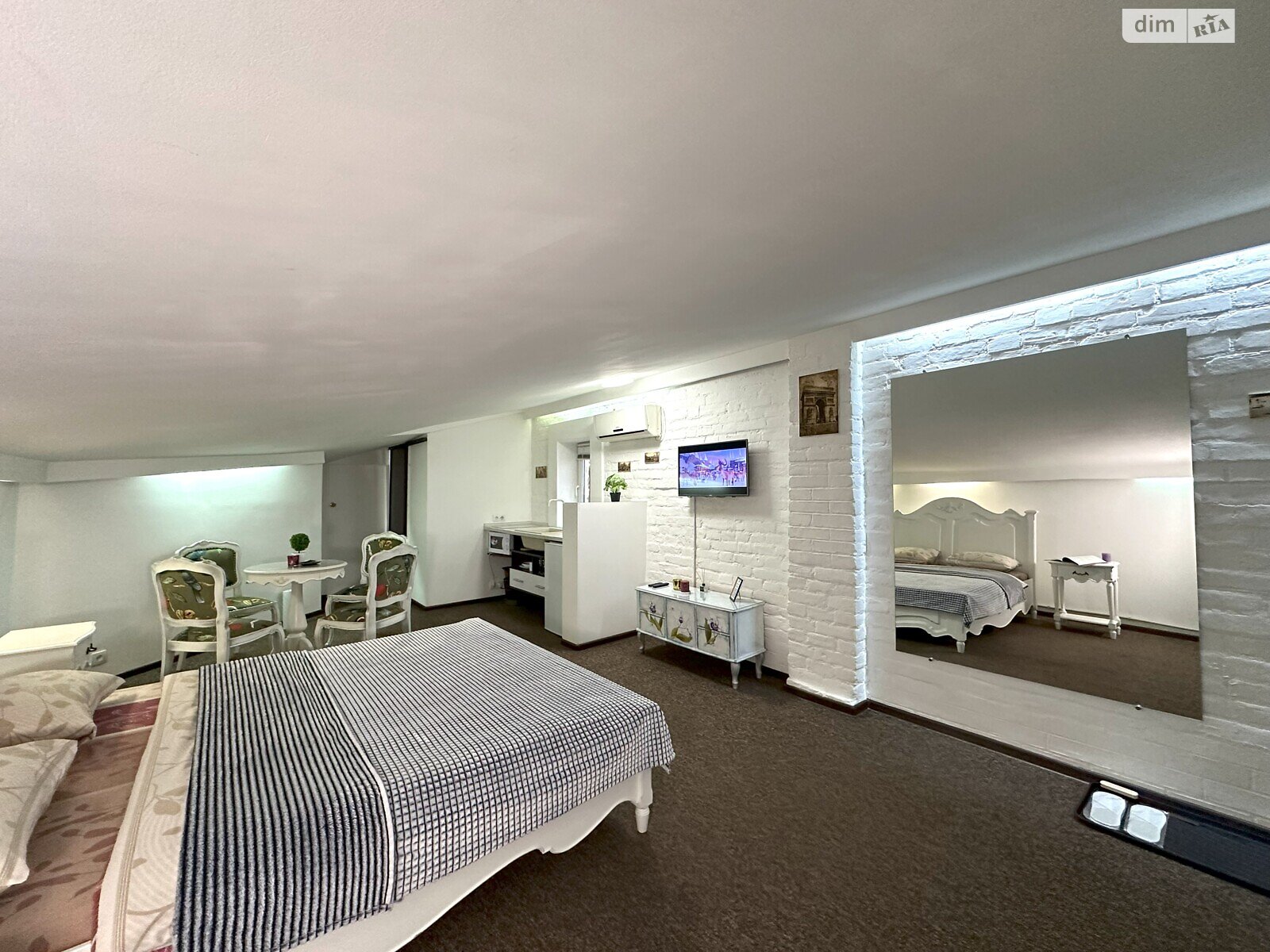 однокімнатна квартира в Харкові, район Центр, на вул. Сумська 19 в оренду на короткий термін подобово фото 1