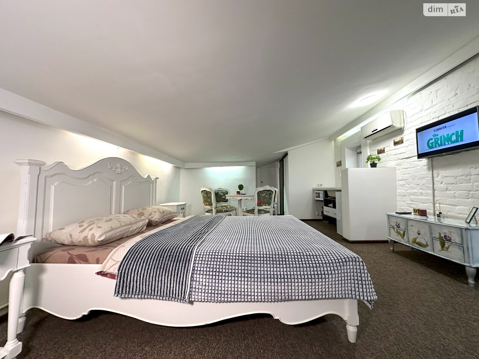 однокімнатна квартира в Харкові, район Центр, на вул. Сумська 19 в оренду на короткий термін подобово фото 1