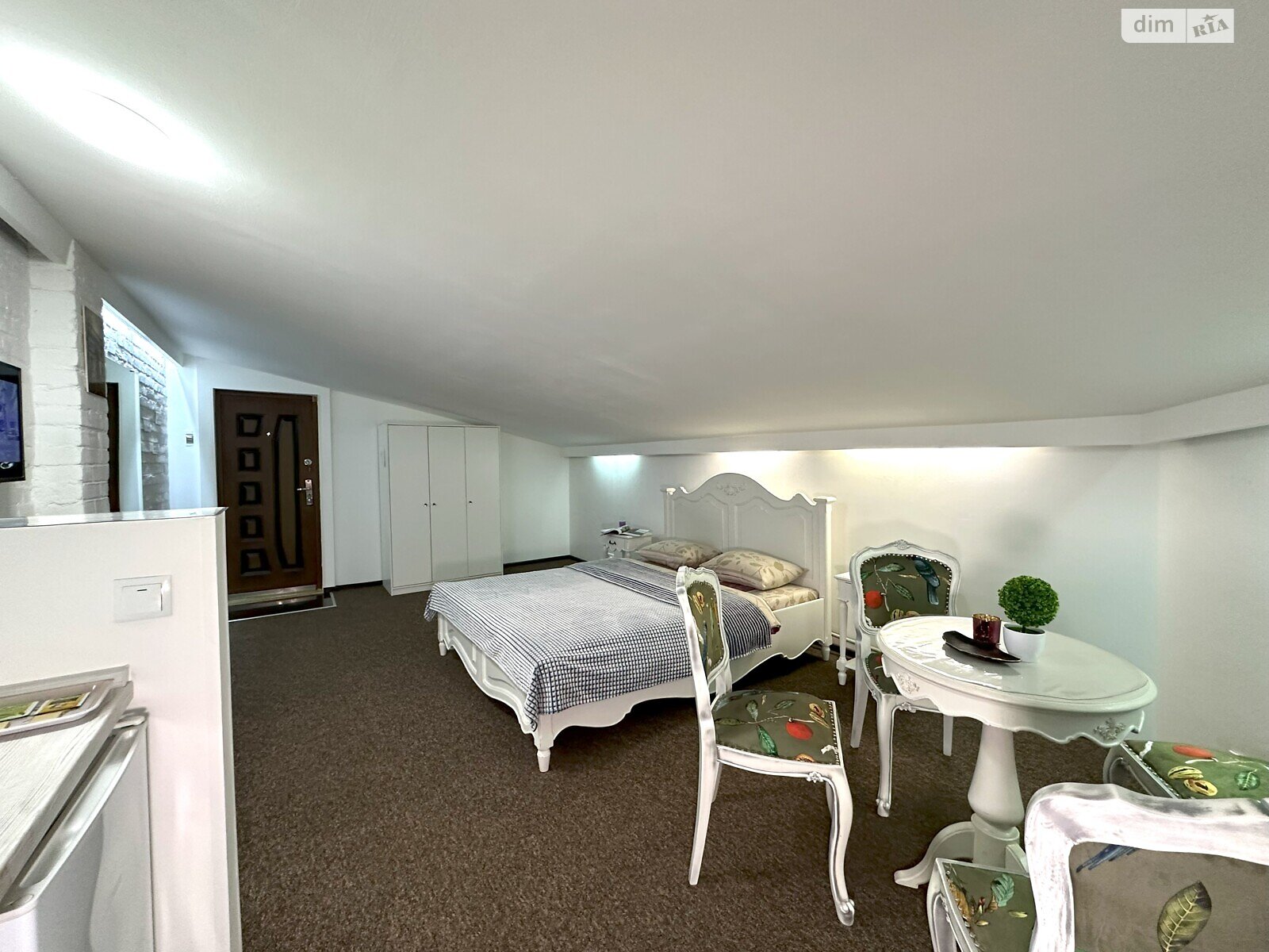 однокімнатна квартира в Харкові, район Центр, на вул. Сумська 19 в оренду на короткий термін подобово фото 1