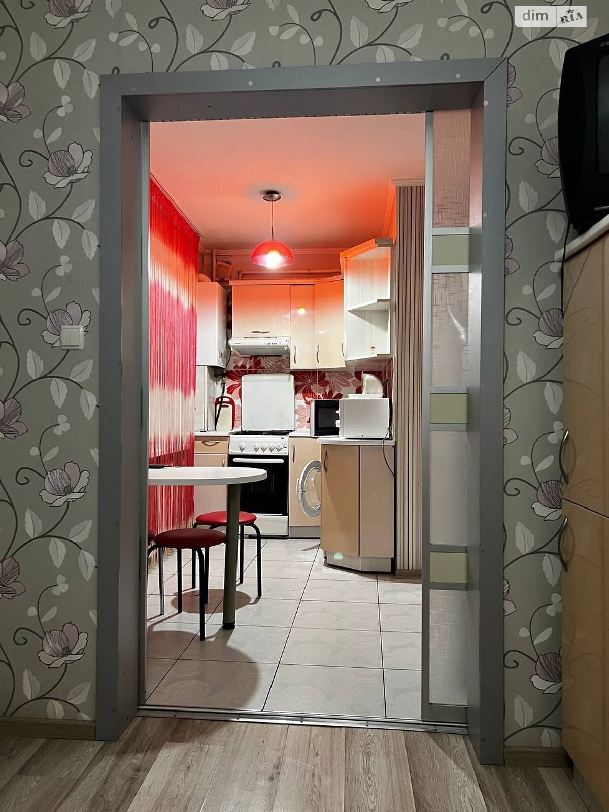 двухкомнатная квартира в Хмельнике, район Хмельник, на ул. Владислава Украинца 17, кв. 96 в аренду на короткий срок посуточно фото 1