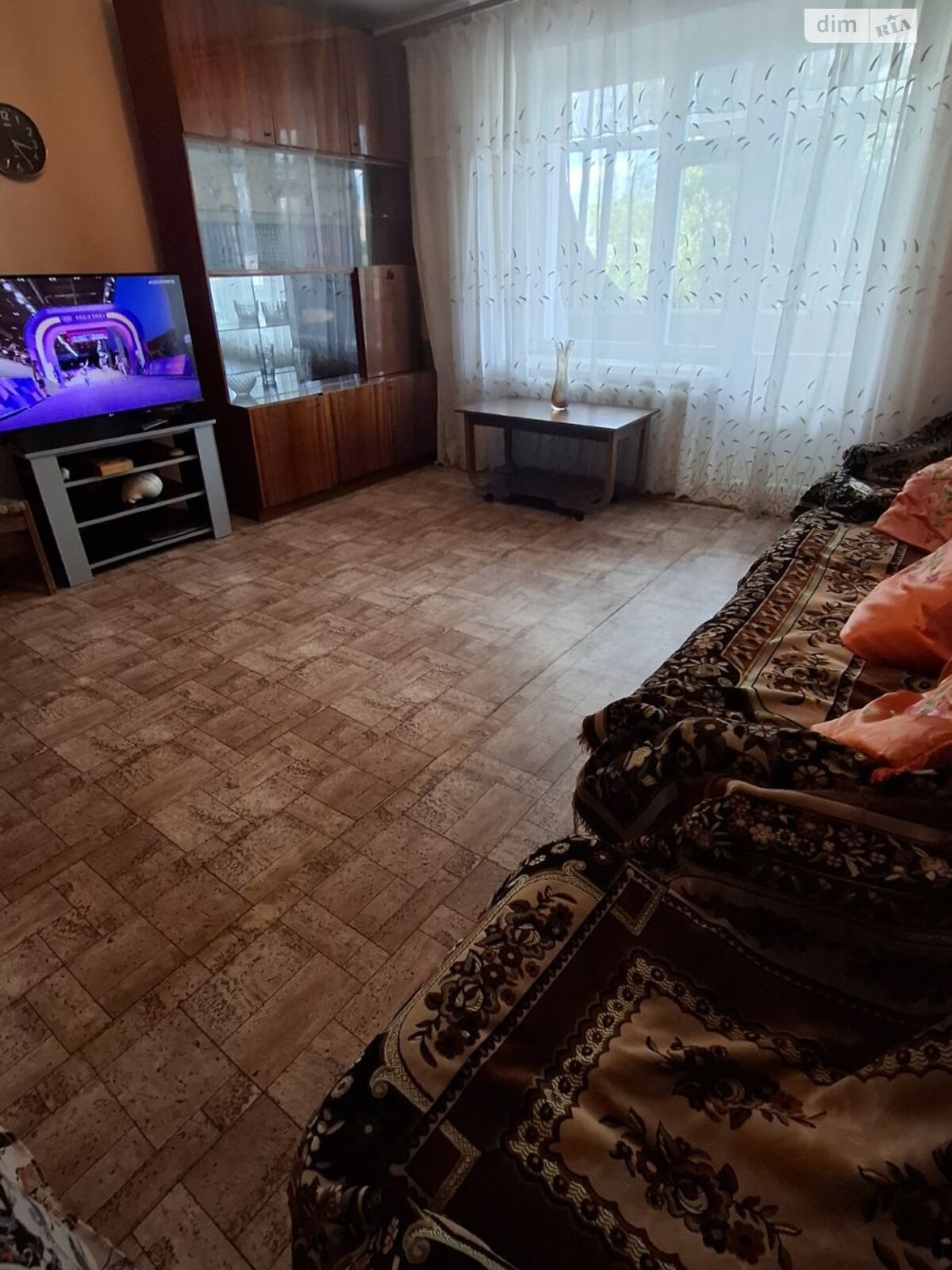 трехкомнатная квартира в Хмельницком, район Центр, на ул. Франко Ивана 6 в аренду на короткий срок посуточно фото 1 трехкомнатная квартира в Хмельницком, район Центр, на ул. Франко Ивана 6 в аренду на короткий срок посуточно фото 1