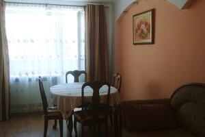 трехкомнатная квартира в Хмельницком, район Выставка, на Миру проспект 70/2 в аренду на короткий срок посуточно фото 2