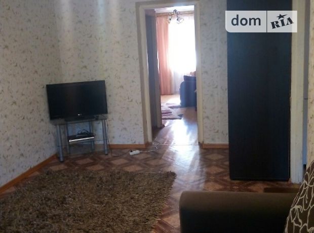 двухкомнатная квартира в Ильичевске, район Ильичевск, на Данченко в аренду на короткий срок посуточно фото 1 двухкомнатная квартира в Ильичевске, район Ильичевск, на Данченко в аренду на короткий срок посуточно фото 1
