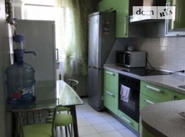 трехкомнатная квартира в Черноморске, на Данченко 3б, в аренду на короткий срок посуточно фото 1 трехкомнатная квартира в Черноморске, на Данченко 3б, в аренду на короткий срок посуточно фото 1