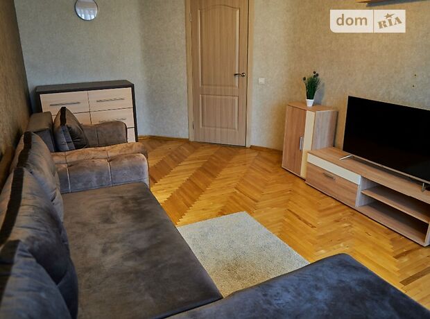 двухкомнатная квартира в Ивано-Франковске, район Центр, на ул. Лепкого Б. 51 в аренду на короткий срок посуточно фото 1 двухкомнатная квартира в Ивано-Франковске, район Центр, на ул. Лепкого Б. 51 в аренду на короткий срок посуточно фото 1