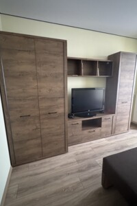 однокімнатна квартира в Івано-Франківську, район Центр, на вул. Височана Семена 18 корпус 9 в оренду на короткий термін подобово фото 2