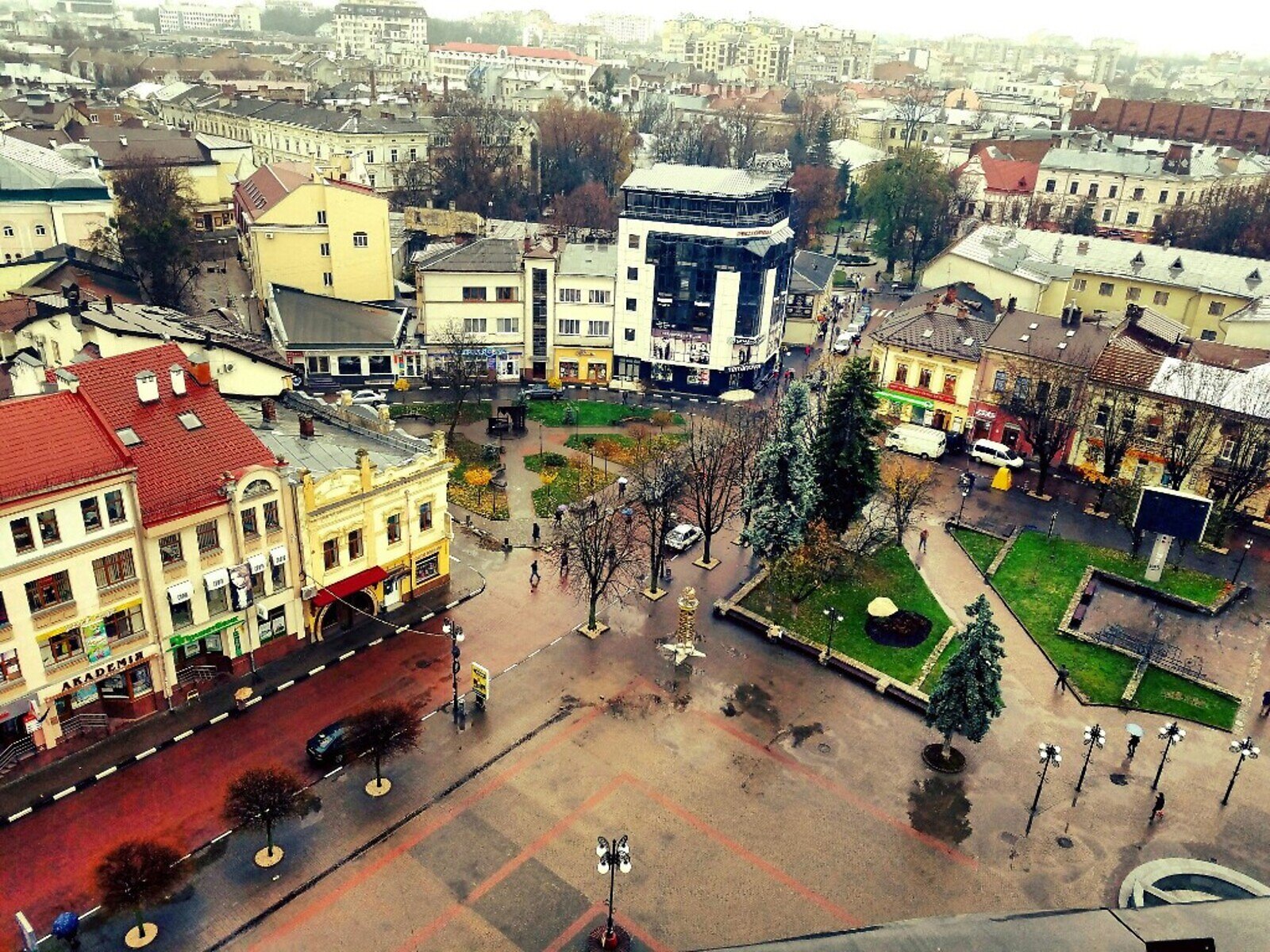 однокімнатна квартира в Івано-Франківську, район Центр, на вул. Гетьмана Івана Мазепи 3 в оренду на короткий термін подобово фото 1