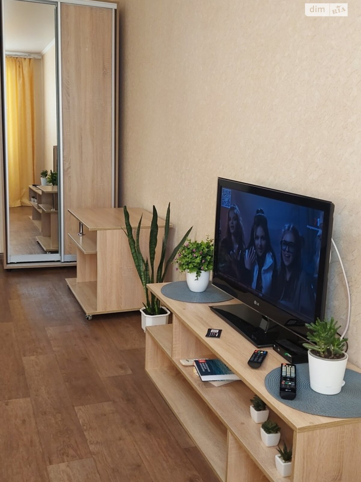 двокімнатна квартира в Жовтих Водах, на вул. Івана Богуна 79 в оренду на короткий термін подобово фото 1 двокімнатна квартира в Жовтих Водах, на вул. Івана Богуна 79 в оренду на короткий термін подобово фото 1