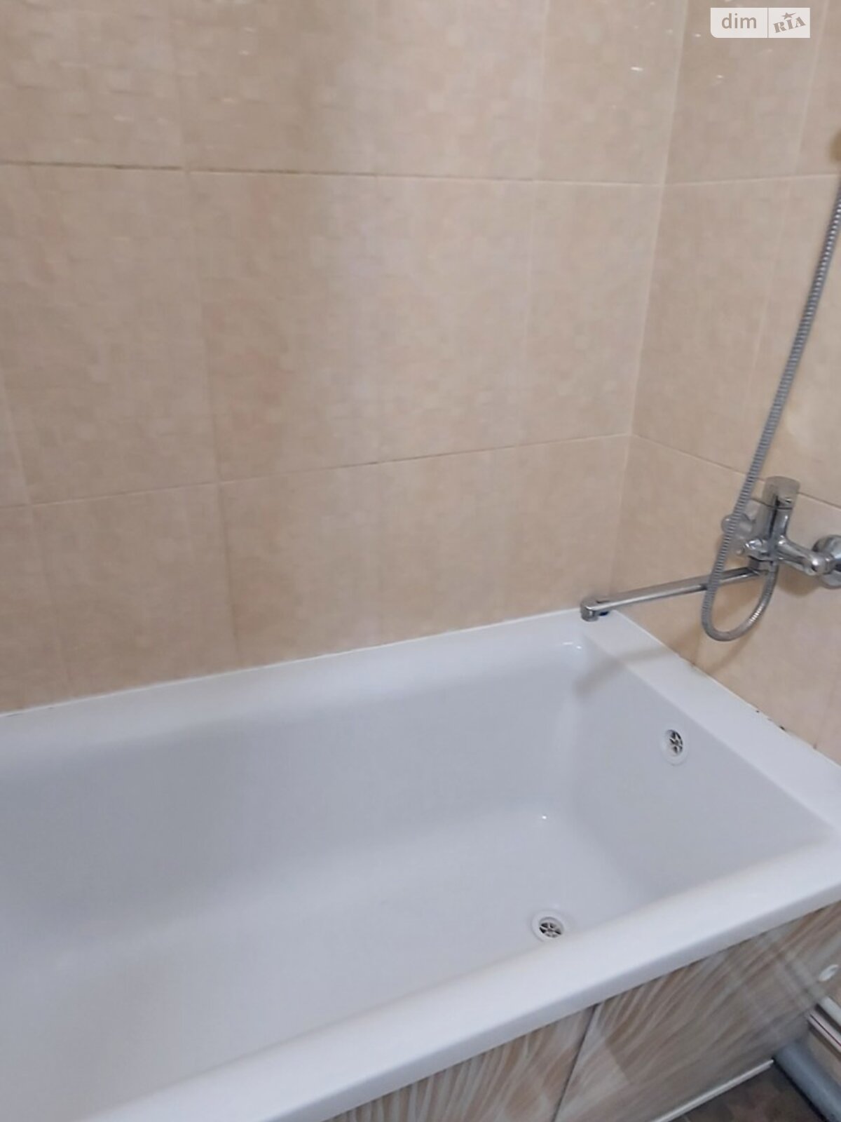 двокімнатна квартира в Жовтих Водах, на вул. Івана Богуна 79 в оренду на короткий термін подобово фото 1 двокімнатна квартира в Жовтих Водах, на вул. Івана Богуна 79 в оренду на короткий термін подобово фото 1