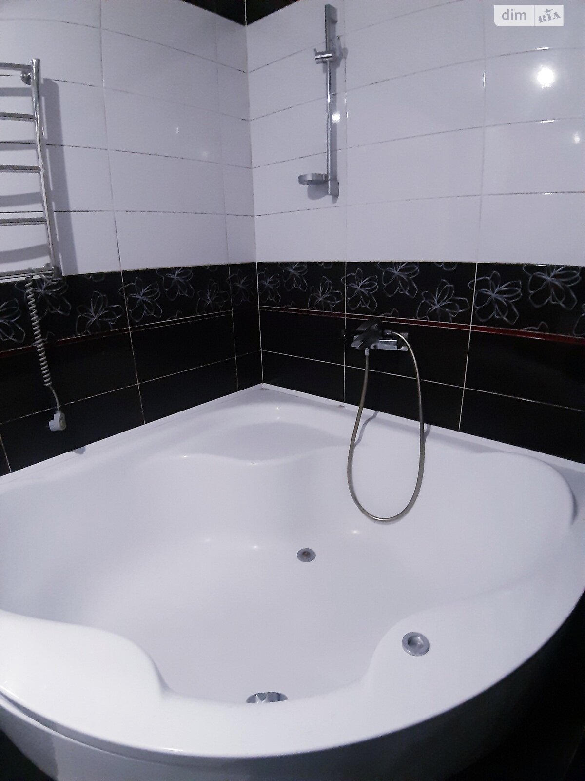 однокомнатная квартира в Житомире, на майд. Привокзальная 6/126 в аренду на короткий срок посуточно фото 1 однокомнатная квартира в Житомире, на майд. Привокзальная 6/126 в аренду на короткий срок посуточно фото 1