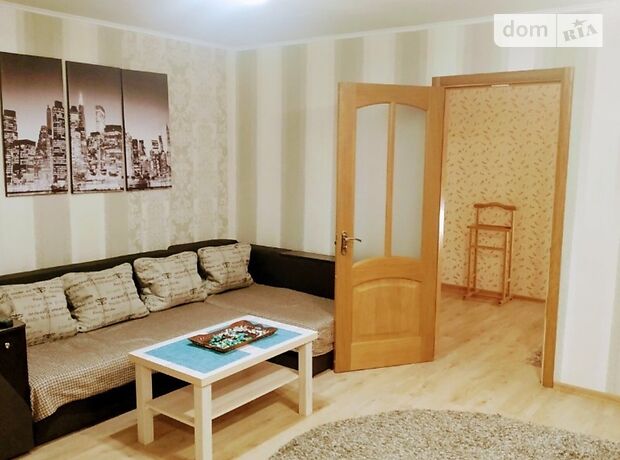 двокімнатна квартира в Житомирі, район Центр, на вул. Київська в оренду на короткий термін подобово фото 1 двокімнатна квартира в Житомирі, район Центр, на вул. Київська в оренду на короткий термін подобово фото 1