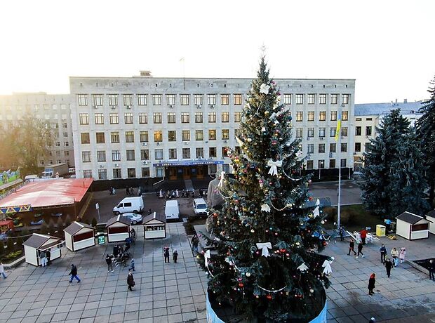 двухкомнатная квартира в Житомире, район Королевский, на ул. Кочерги Ивана 6 в аренду на короткий срок посуточно фото 1 двухкомнатная квартира в Житомире, район Королевский, на ул. Кочерги Ивана 6 в аренду на короткий срок посуточно фото 1