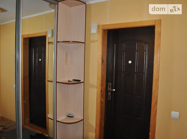 однокомнатная квартира в Житомире, район Центр, на ул. Победы в аренду на короткий срок посуточно фото 1 однокомнатная квартира в Житомире, район Центр, на ул. Победы в аренду на короткий срок посуточно фото 1