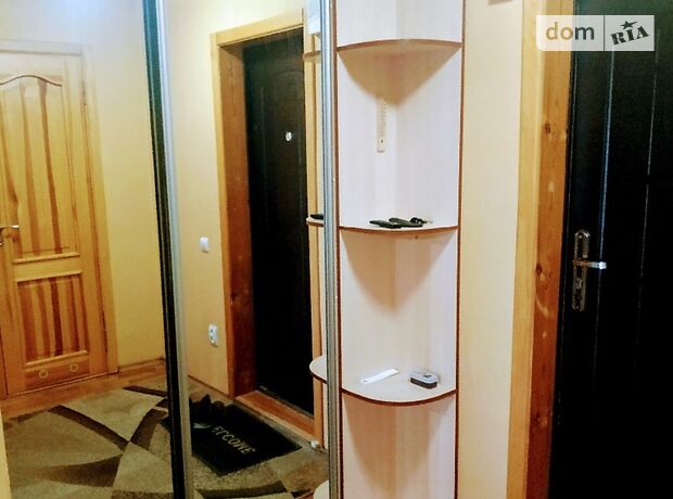 однокомнатная квартира в Житомире, район Центр, на ул. Победы в аренду на короткий срок посуточно фото 1 однокомнатная квартира в Житомире, район Центр, на ул. Победы в аренду на короткий срок посуточно фото 1
