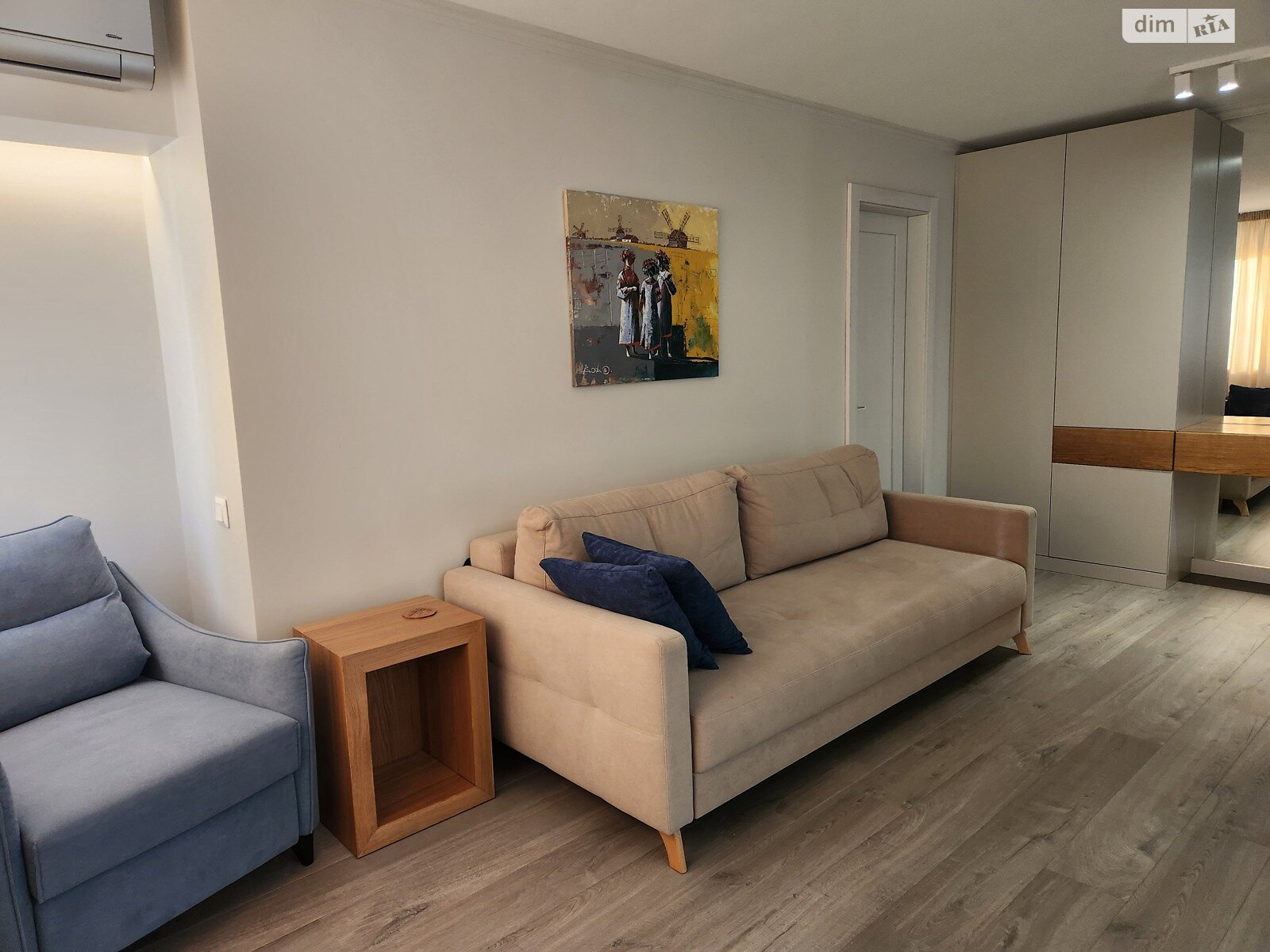 двухкомнатная квартира в Житомире, район Центр, на ул. Украинки Леси 61 в аренду на короткий срок посуточно фото 1 двухкомнатная квартира в Житомире, район Центр, на ул. Украинки Леси 61 в аренду на короткий срок посуточно фото 1