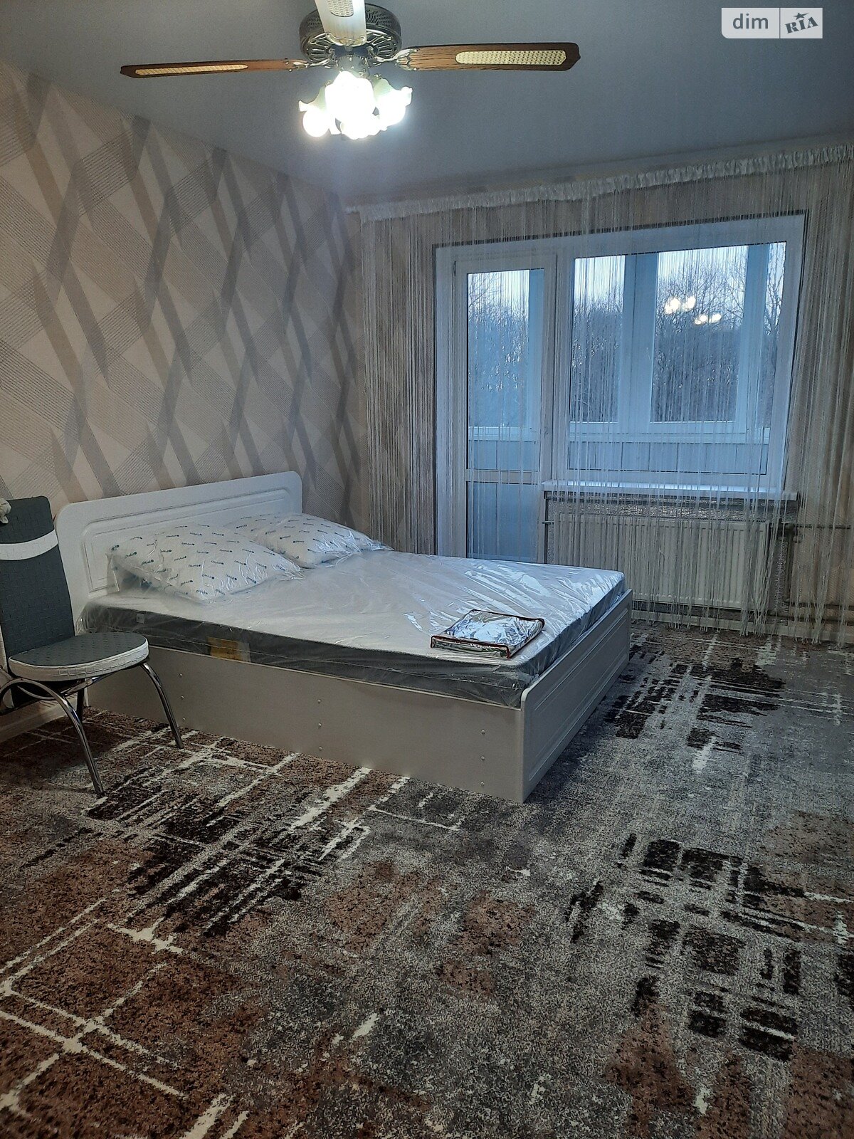однокомнатная квартира в Кагарлыке, на ул. Парковая в аренду на короткий срок посуточно фото 1 однокомнатная квартира в Кагарлыке, на ул. Парковая в аренду на короткий срок посуточно фото 1