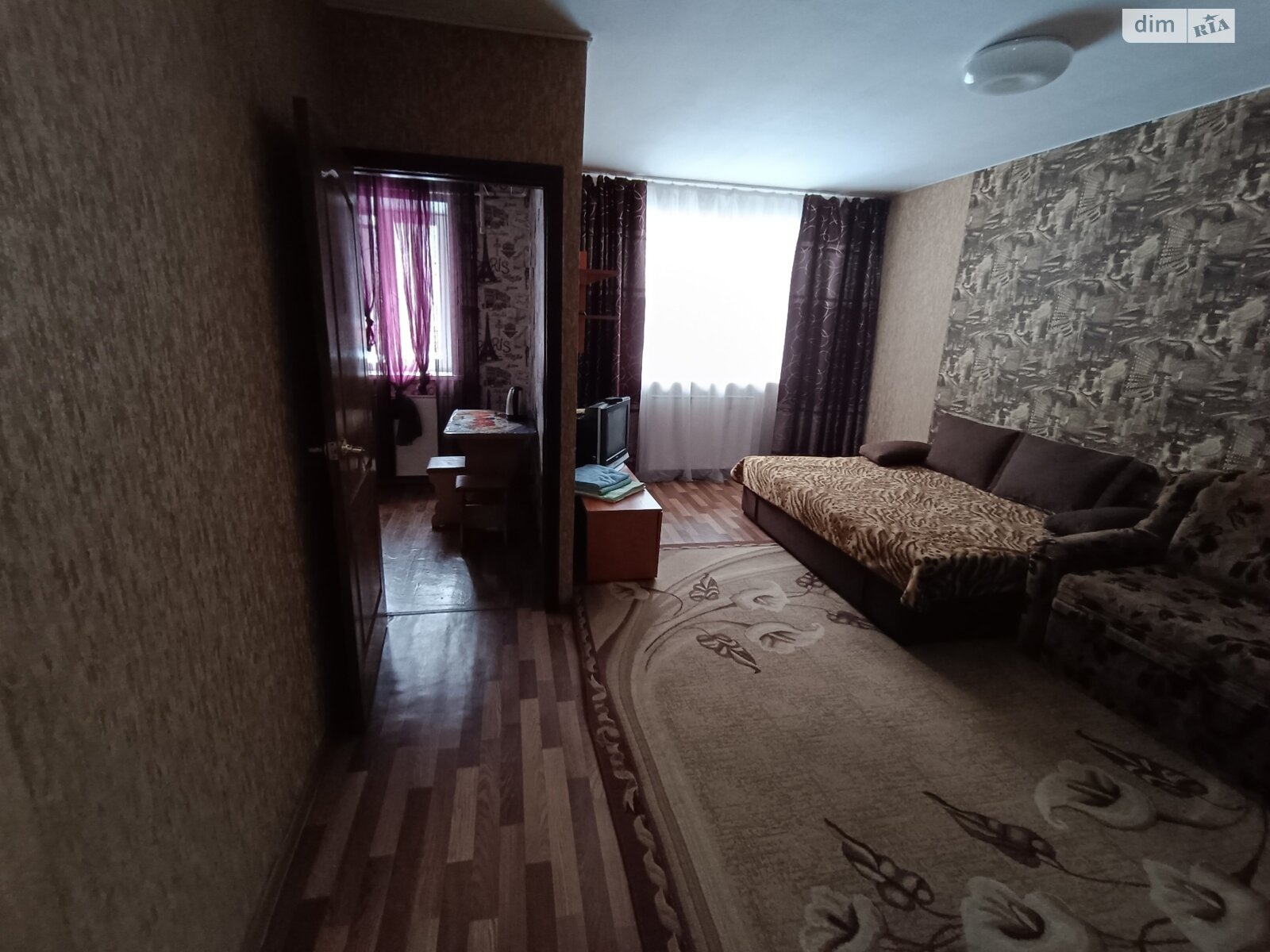 однокомнатная квартира в Каменском, район Заводской, на ул. Сачка 16 в аренду на короткий срок посуточно фото 1 однокомнатная квартира в Каменском, район Заводской, на ул. Сачка 16 в аренду на короткий срок посуточно фото 1