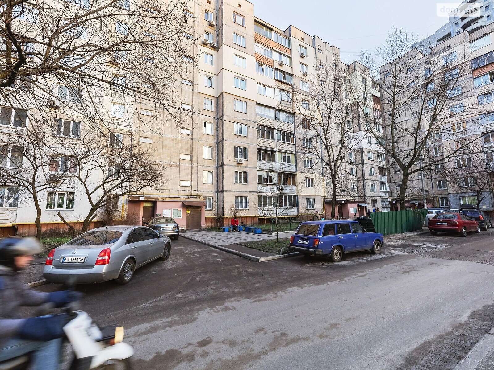 однокомнатная квартира в Киеве, район Дарницкий, на просп. Николая Бажана 5А в аренду на короткий срок посуточно фото 1