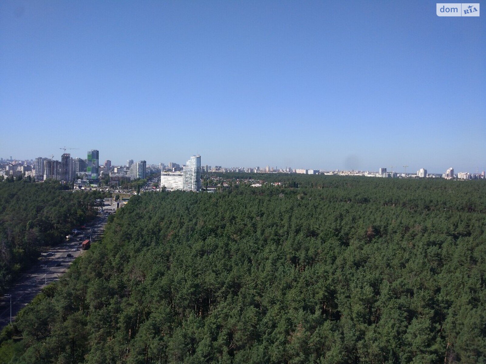 однокомнатная квартира в Киеве, район Дарницкий, на ул. Светлая в аренду на короткий срок посуточно фото 1