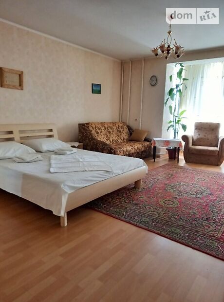 однокомнатная квартира в Киеве, район Дарницкий, на ул. Ялтинская 5б в аренду на короткий срок посуточно фото 1 однокомнатная квартира в Киеве, район Дарницкий, на ул. Ялтинская 5б в аренду на короткий срок посуточно фото 1