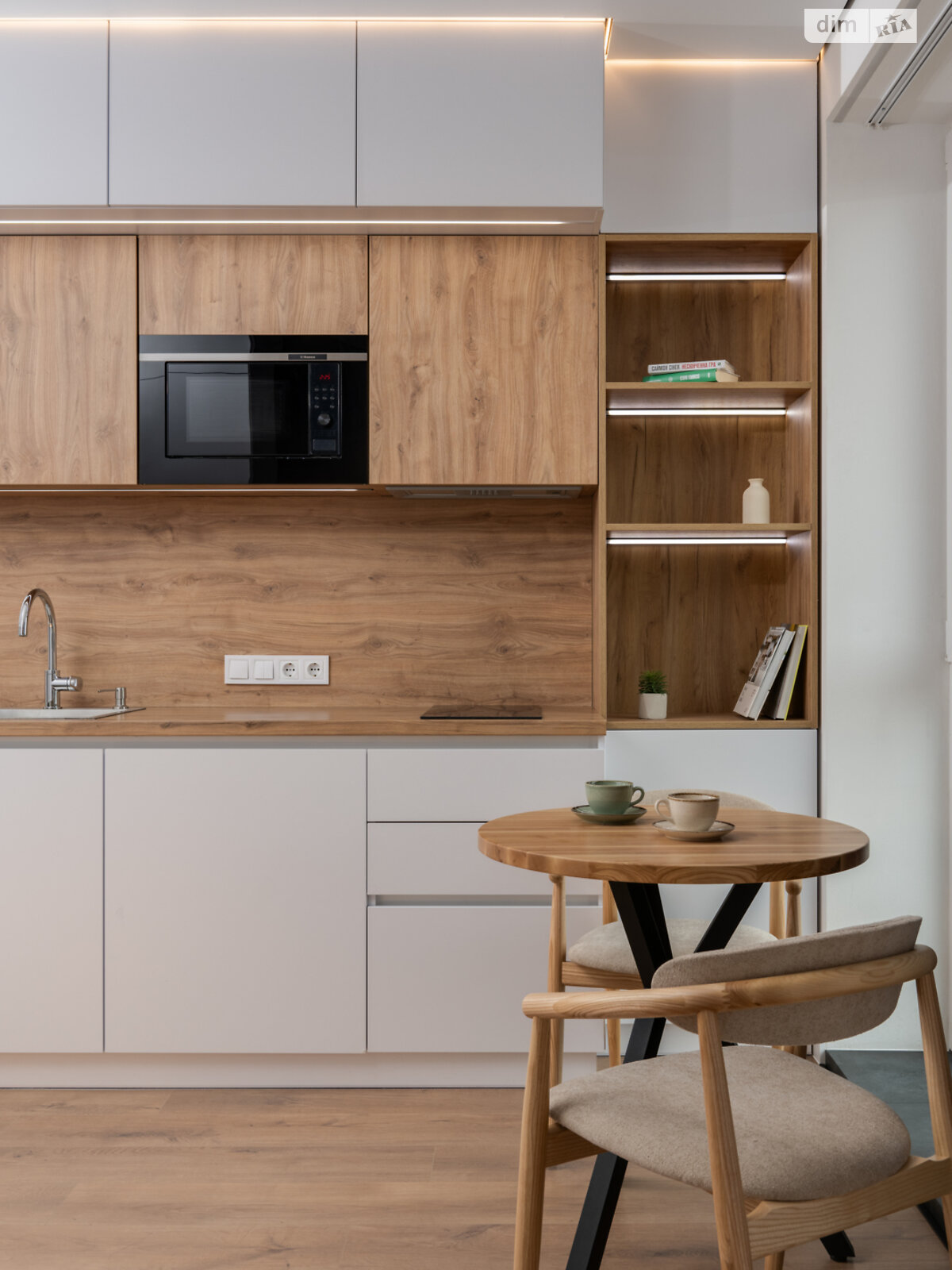 однокомнатная квартира в Киеве, район Демеевка, на ул. Козацкая 11 в аренду на короткий срок посуточно фото 1 однокомнатная квартира в Киеве, район Демеевка, на ул. Козацкая 11 в аренду на короткий срок посуточно фото 1