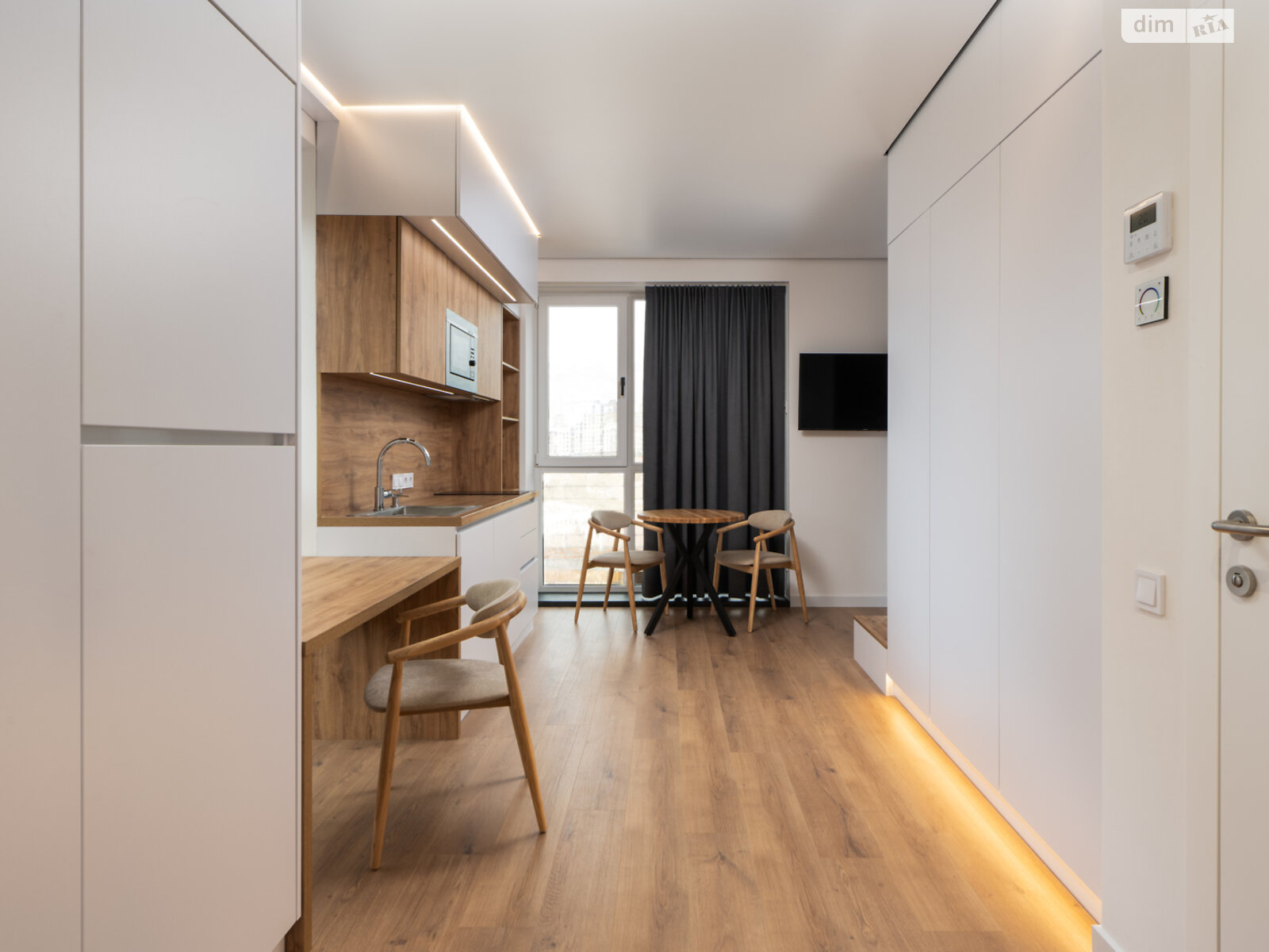 однокомнатная квартира в Киеве, район Демеевка, на ул. Козацкая 11 в аренду на короткий срок посуточно фото 1 однокомнатная квартира в Киеве, район Демеевка, на ул. Козацкая 11 в аренду на короткий срок посуточно фото 1