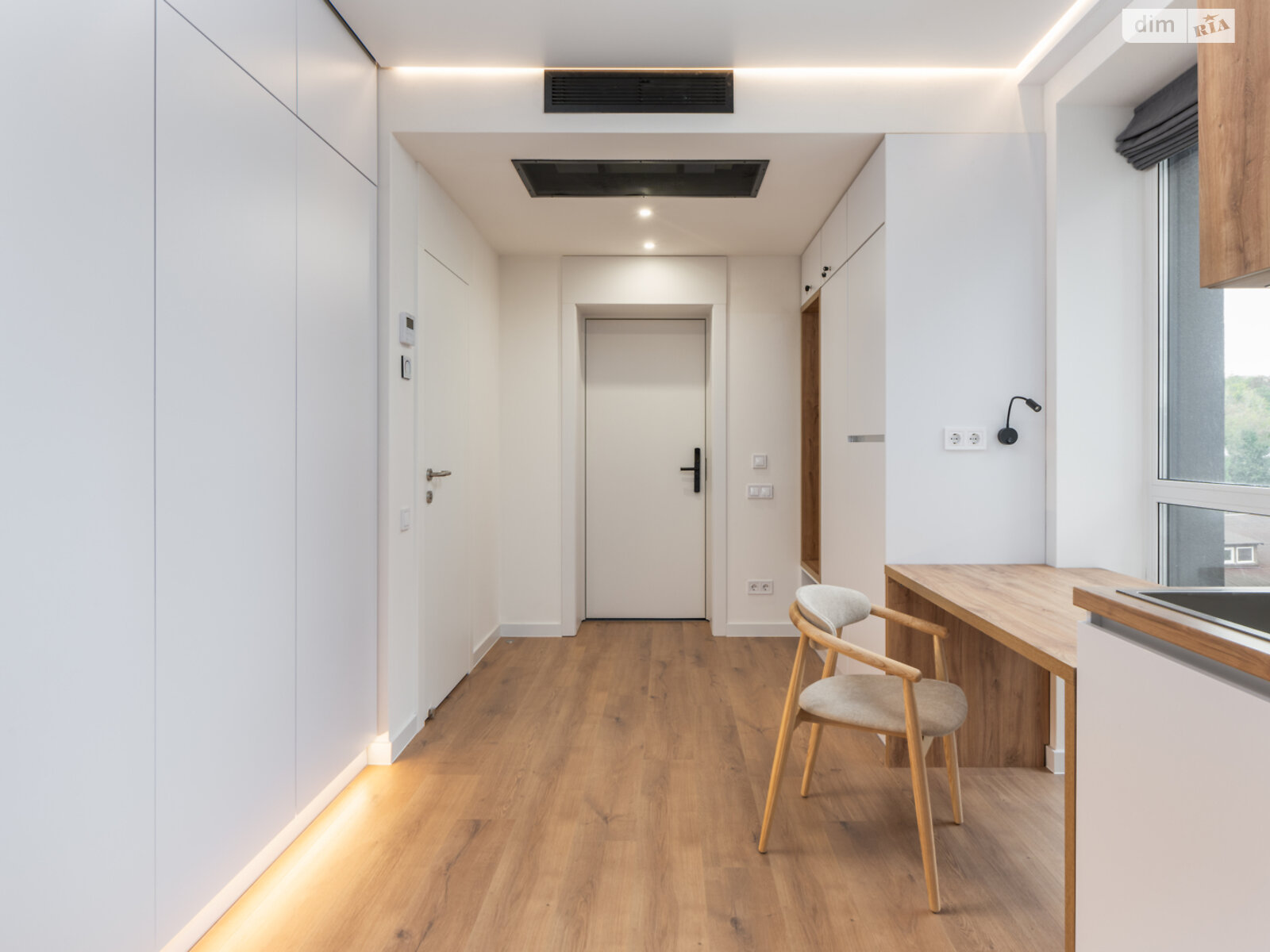 однокомнатная квартира в Киеве, район Демеевка, на ул. Козацкая 11 в аренду на короткий срок посуточно фото 1 однокомнатная квартира в Киеве, район Демеевка, на ул. Козацкая 11 в аренду на короткий срок посуточно фото 1