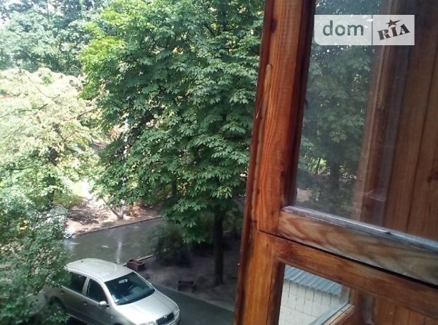 трикімнатна квартира в Києві, район Дніпровський, на вул. Плеханова 4 в оренду на короткий термін подобово фото 1 трикімнатна квартира в Києві, район Дніпровський, на вул. Плеханова 4 в оренду на короткий термін подобово фото 1