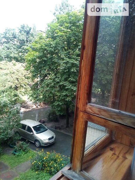 трехкомнатная квартира в Киеве, район Днепровский, на ул. Плеханова 4 в аренду на короткий срок посуточно фото 1 трехкомнатная квартира в Киеве, район Днепровский, на ул. Плеханова 4 в аренду на короткий срок посуточно фото 1