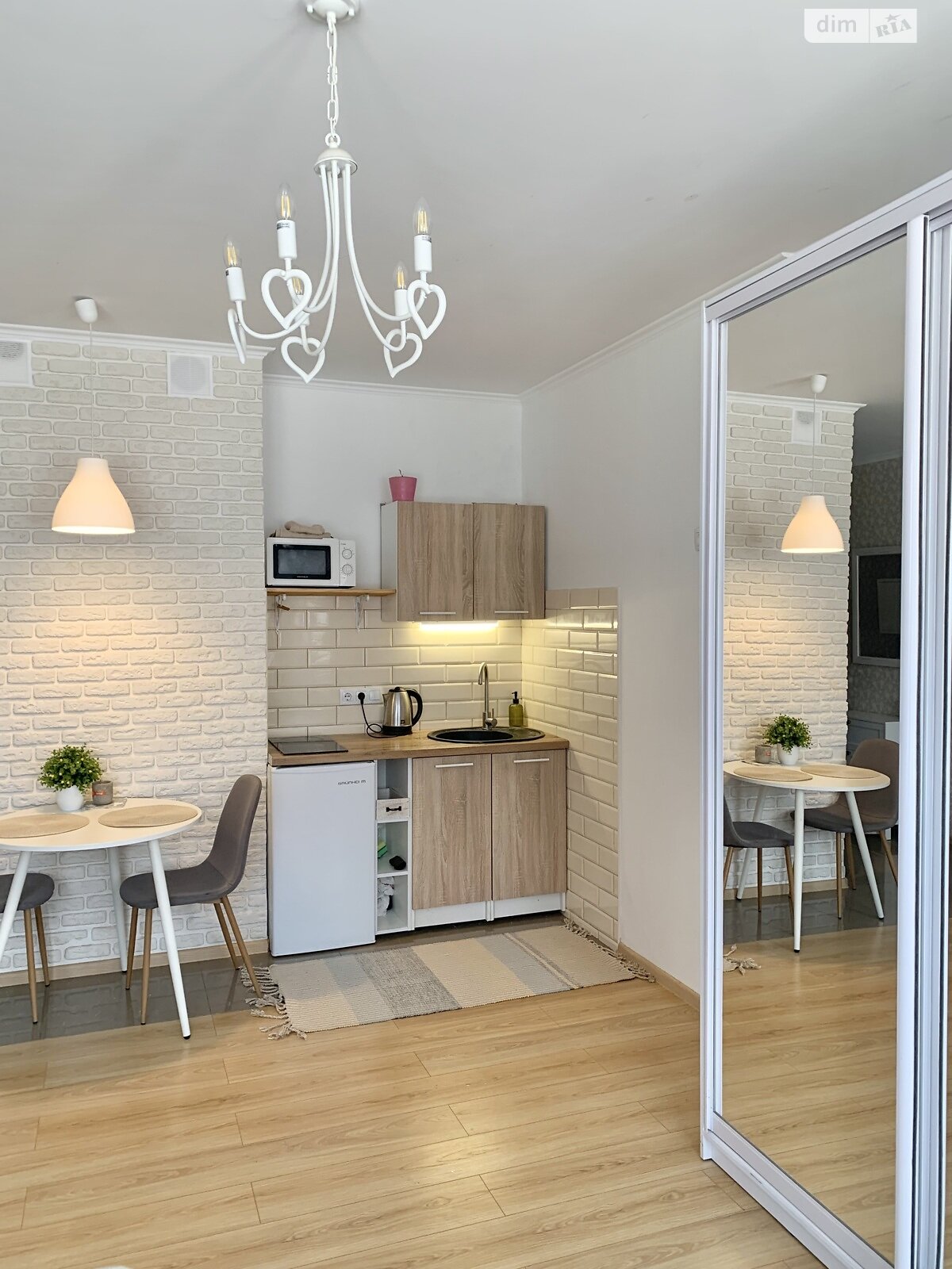 однокімнатна квартира в Києві, район Голосіївський, на вул. Академіка Заболотного 1А в оренду на короткий термін подобово фото 1 однокімнатна квартира в Києві, район Голосіївський, на вул. Академіка Заболотного 1А в оренду на короткий термін подобово фото 1