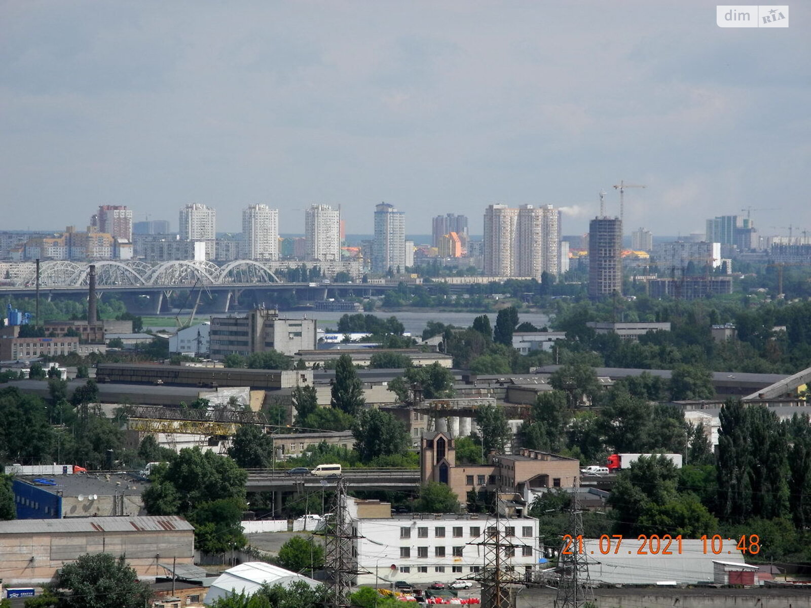 двухкомнатная квартира в Киеве, район Голосеевский, на шоссе Столичное 1А в аренду на короткий срок посуточно фото 1