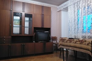 двухкомнатная квартира в Киеве, район Вышгородский Массив, на ул. Макеевская 7 в аренду на короткий срок посуточно фото 2