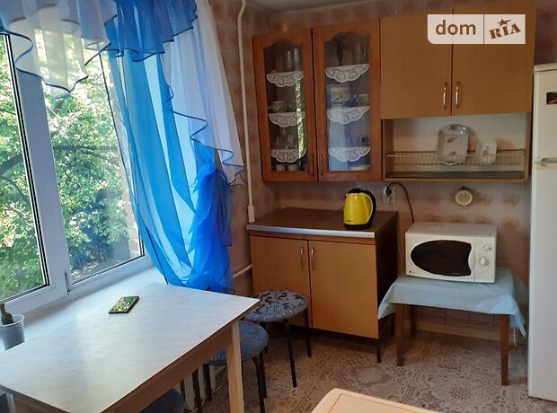 чотирикімнатна квартира в Києві, район Липки, на бул. Лесі Українки 9 в оренду на короткий термін подобово фото 1 чотирикімнатна квартира в Києві, район Липки, на бул. Лесі Українки 9 в оренду на короткий термін подобово фото 1