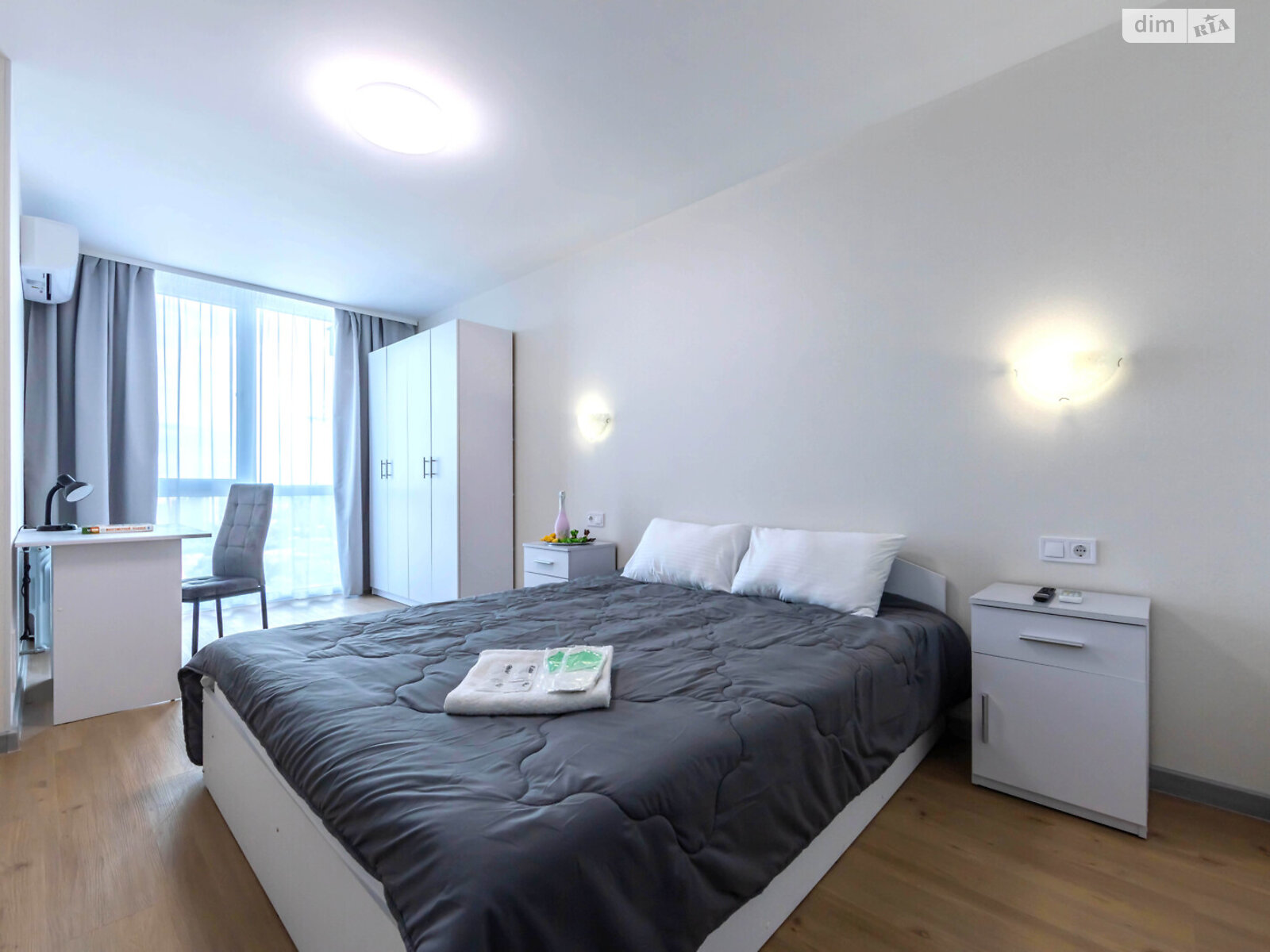 двокімнатна квартира в Києві, район Новобіличі, на вул. Олега Мудрака 1Б корпус 2 в оренду на короткий термін подобово фото 1