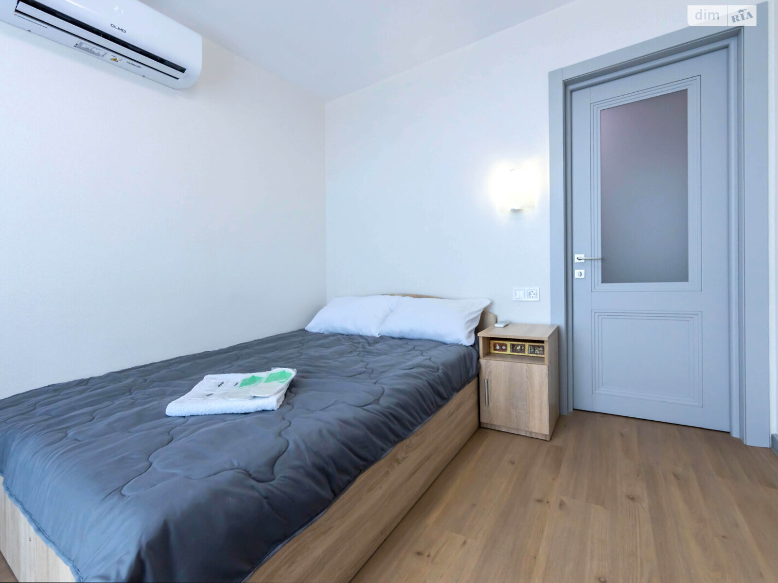 двокімнатна квартира в Києві, район Новобіличі, на вул. Олега Мудрака 1Б корпус 2 в оренду на короткий термін подобово фото 1