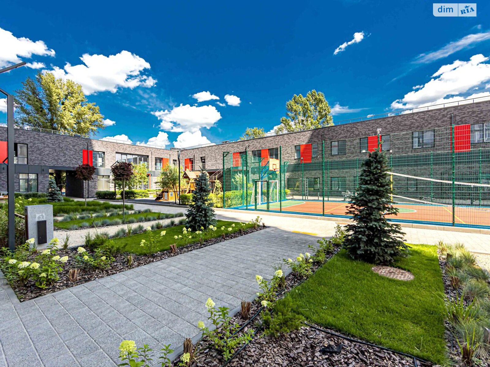 двокімнатна квартира в Києві, район Новобіличі, на вул. Олега Мудрака 1Б корпус 2 в оренду на короткий термін подобово фото 1