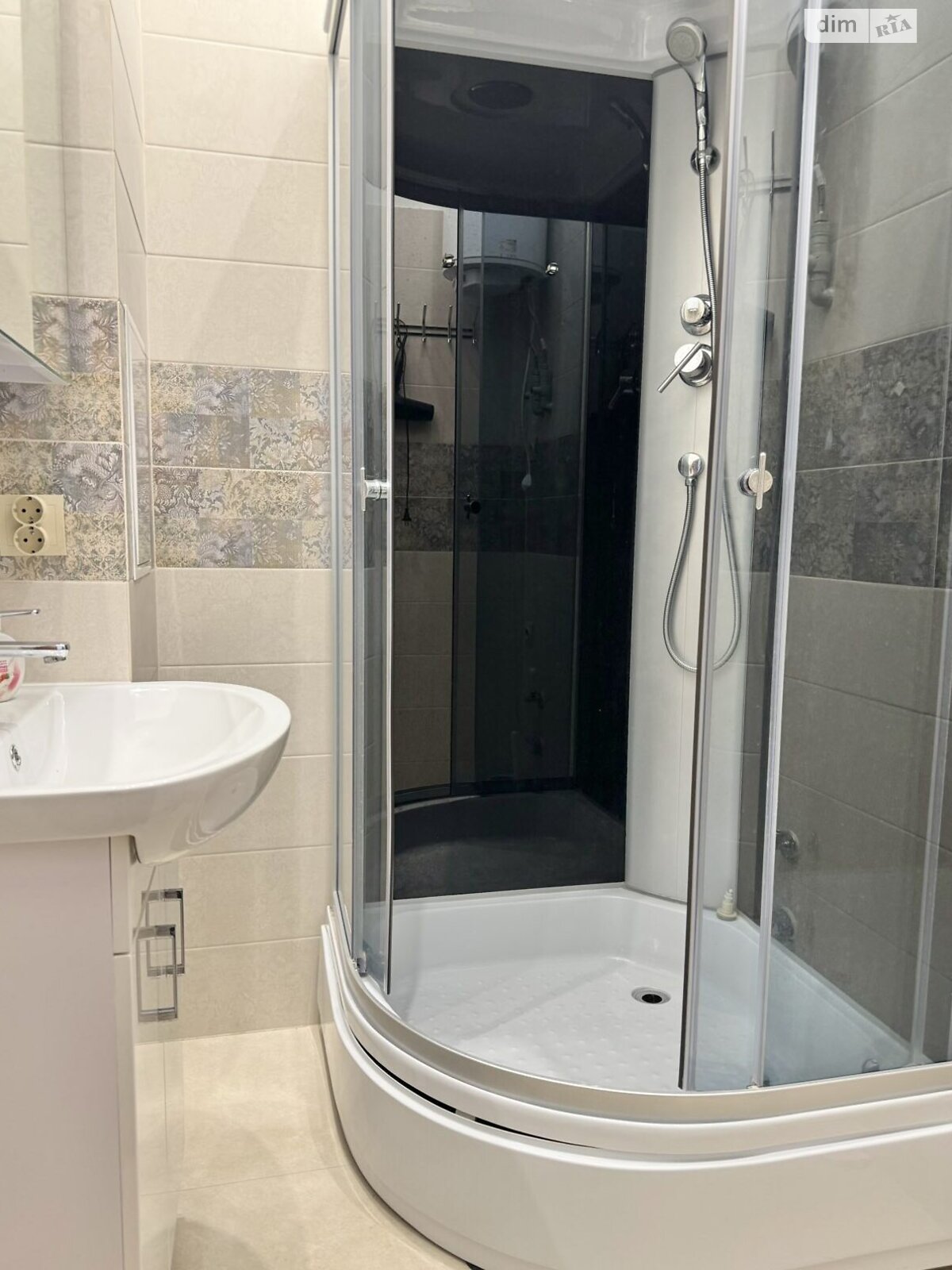 однокомнатная квартира в Киеве, район Новое строение, на ул. Антоновича 28 в аренду на короткий срок посуточно фото 1 однокомнатная квартира в Киеве, район Новое строение, на ул. Антоновича 28 в аренду на короткий срок посуточно фото 1