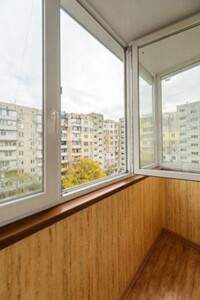 однокімнатна квартира в Києві, район Оболонь, на вул. Героїв Дніпра 34А в оренду на короткий термін подобово фото 2