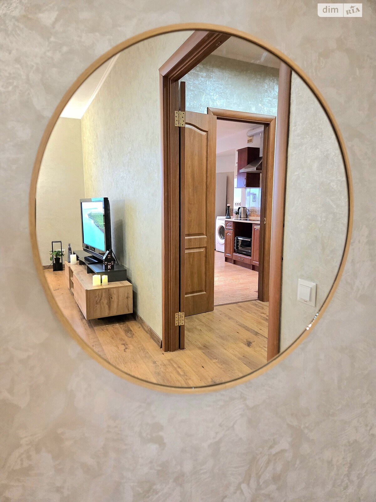 однокімнатна квартира в Києві, район undefined, на вул. Левка Лук’яненка 13А в оренду на короткий термін подобово фото 1