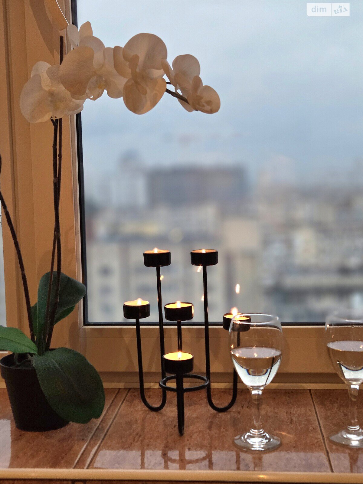 однокімнатна квартира в Києві, район undefined, на вул. Левка Лук’яненка 13А в оренду на короткий термін подобово фото 1