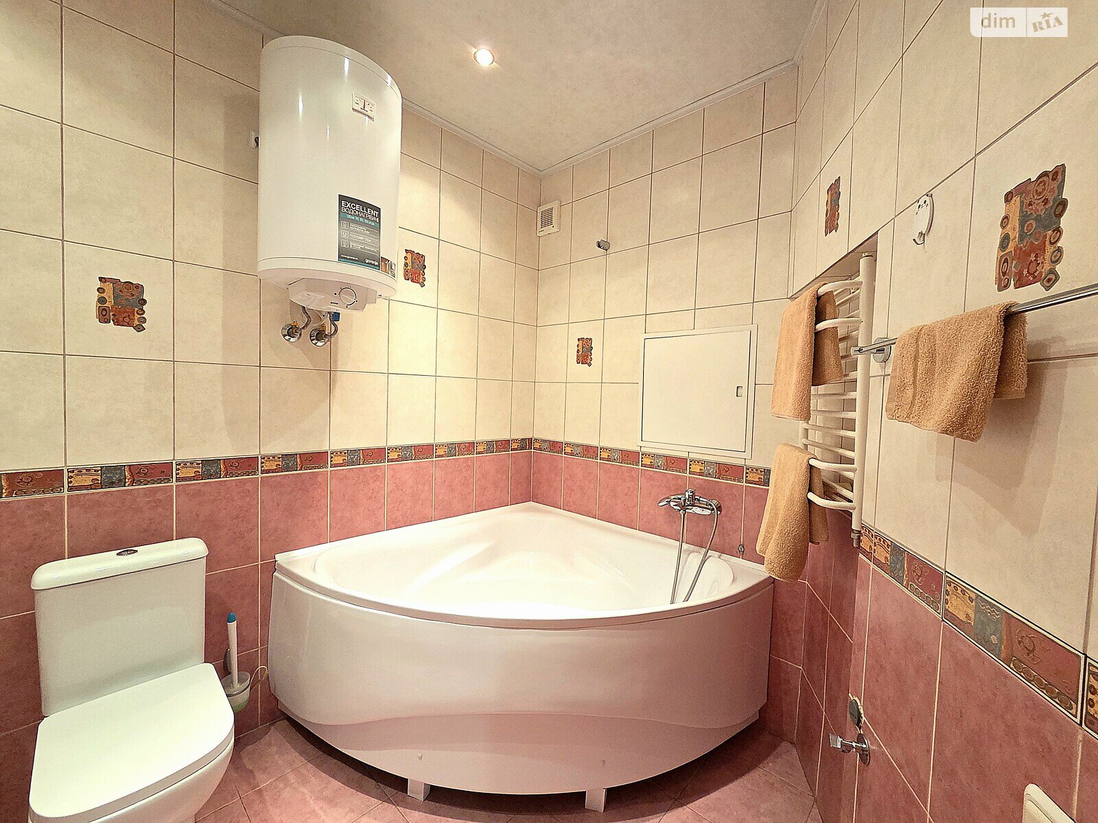 однокімнатна квартира в Києві, район undefined, на вул. Левка Лук’яненка 13А в оренду на короткий термін подобово фото 1