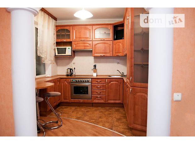 Аренда посуточная квартиры, 3 ком., Киев, р‑н. Оболонский, ст.м. Минская, ул. Озерная 8 Аренда посуточная квартиры, 3 ком., Киев, р‑н. Оболонский, ст.м. Минская, ул. Озерная 8