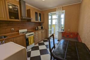 однокімнатна квартира в Києві, район Печерськ, на вул. Рибальська 8 в оренду на короткий термін подобово фото 2 однокімнатна квартира в Києві, район Печерськ, на вул. Рибальська 8 в оренду на короткий термін подобово фото 2