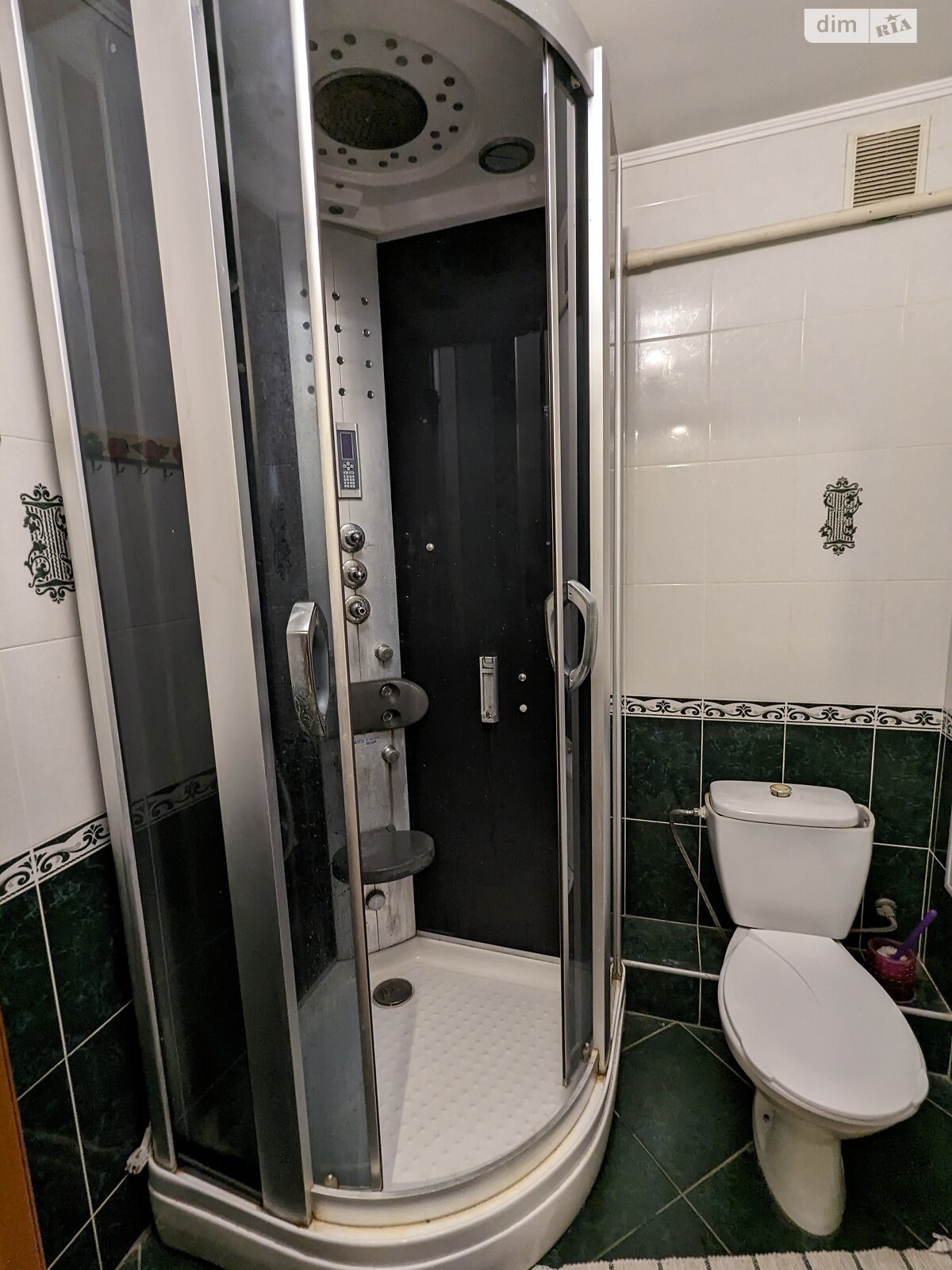 однокімнатна квартира в Києві, район Печерськ, на вул. Рибальська 8 в оренду на короткий термін подобово фото 1 однокімнатна квартира в Києві, район Печерськ, на вул. Рибальська 8 в оренду на короткий термін подобово фото 1