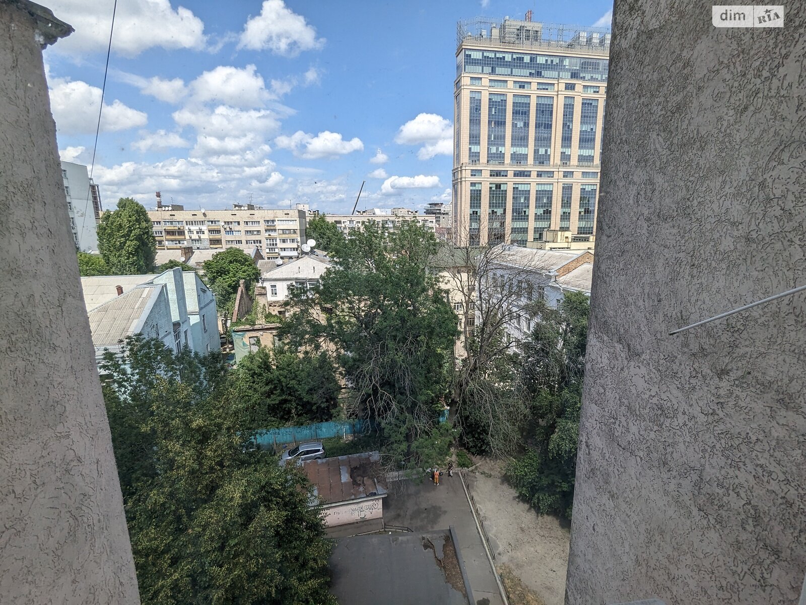 однокімнатна квартира в Києві, район Печерськ, на вул. Рибальська 8 в оренду на короткий термін подобово фото 1 однокімнатна квартира в Києві, район Печерськ, на вул. Рибальська 8 в оренду на короткий термін подобово фото 1