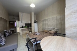 однокімнатна квартира в Києві, район Печерськ, на вул. Коновальця Євгена 36Е в оренду на короткий термін подобово фото 2